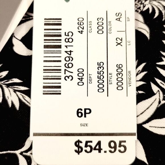 Christopher & Bank The Perfect Pant Black Pineapple Petite Cropped Pants - Picture 8 of 8